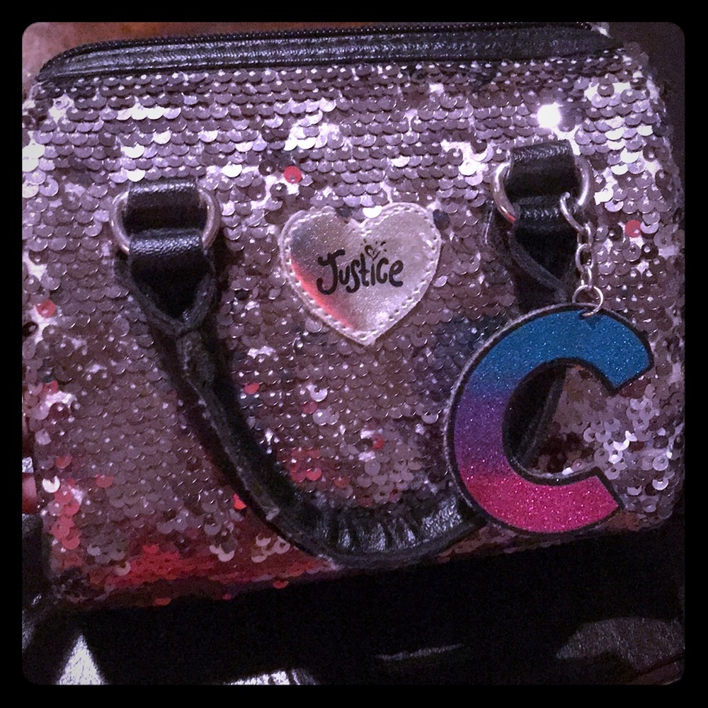 Purse with flip able sequins